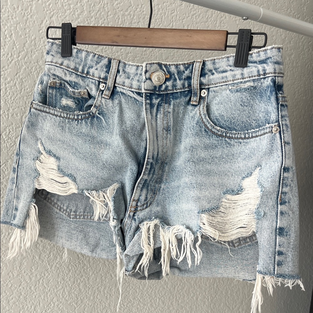 The Perfect Distressed Denim Jean Shorts from Zara